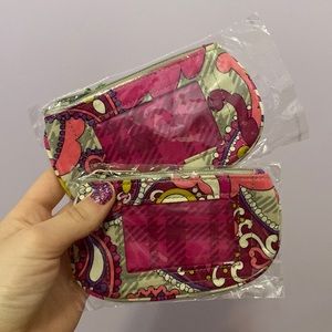 NWT Set of 2 Vera Bradley Paisley Meets Plaid Clip Zip ID cases